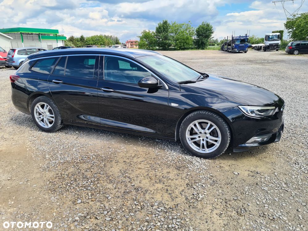 Opel Insignia - 11