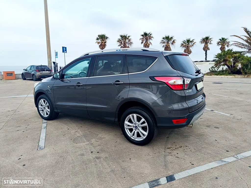 Ford Kuga 1.5 TDCi Titanium - 10