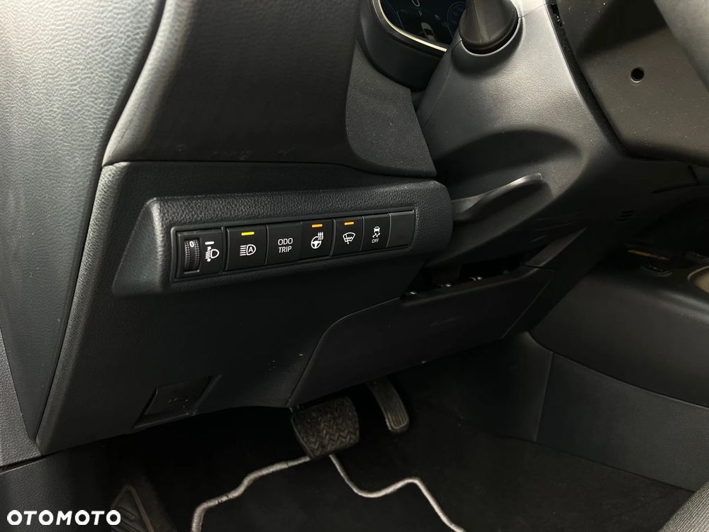 Toyota Corolla 1.8 Hybrid Comfort - 33