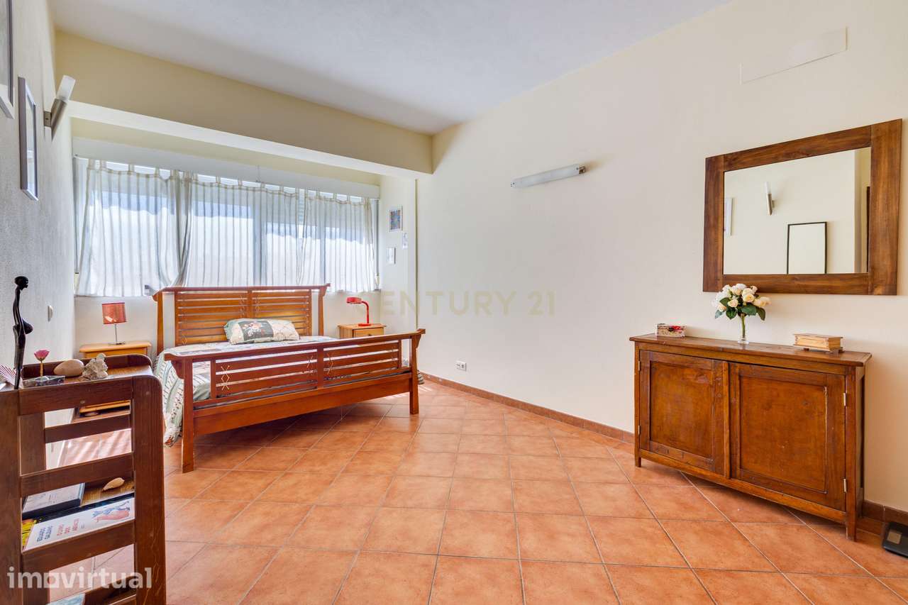 Apartamento T2 Renovado com Vista Ria, em Faro - Grande imagem: 4/14