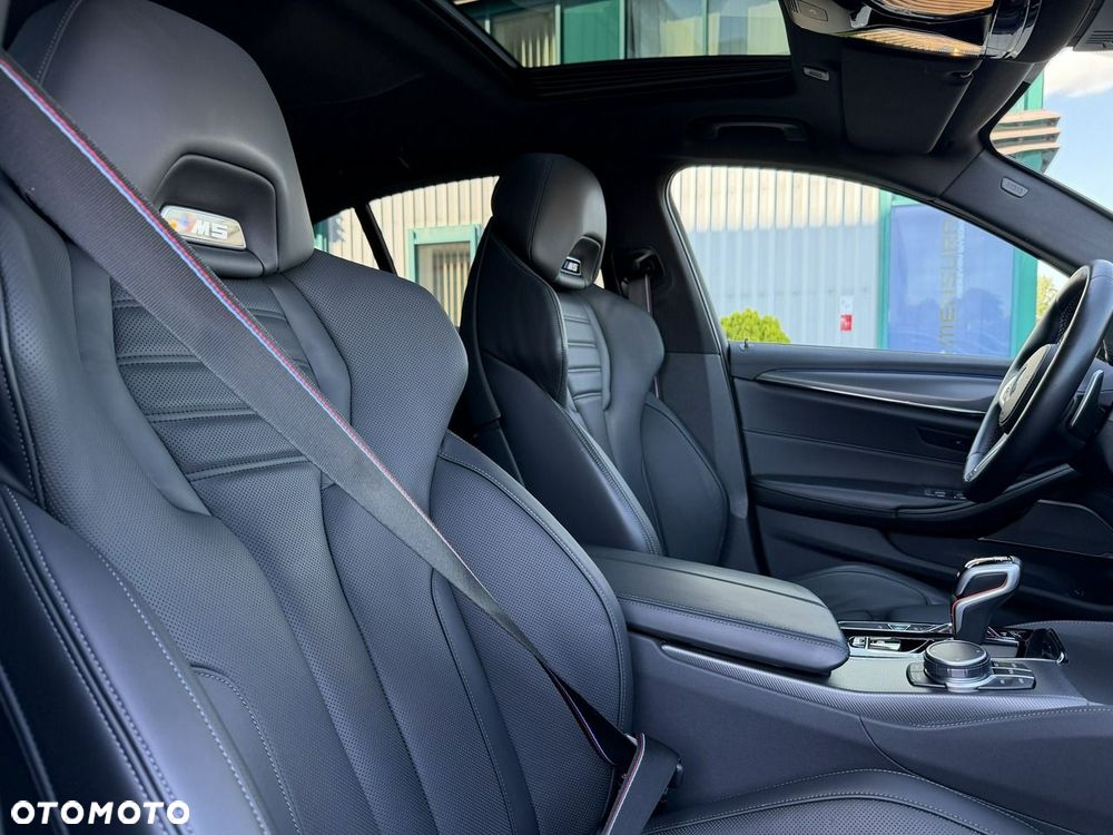 BMW M5 Competition - 21