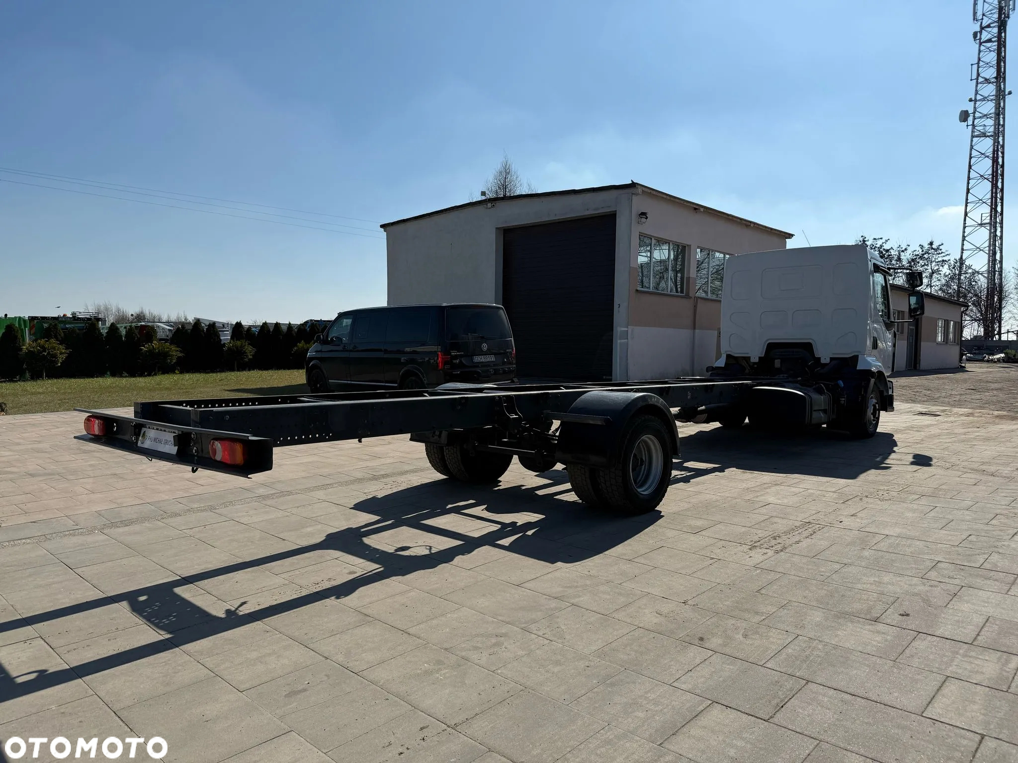 Renault Midlum 220 DXI - 8