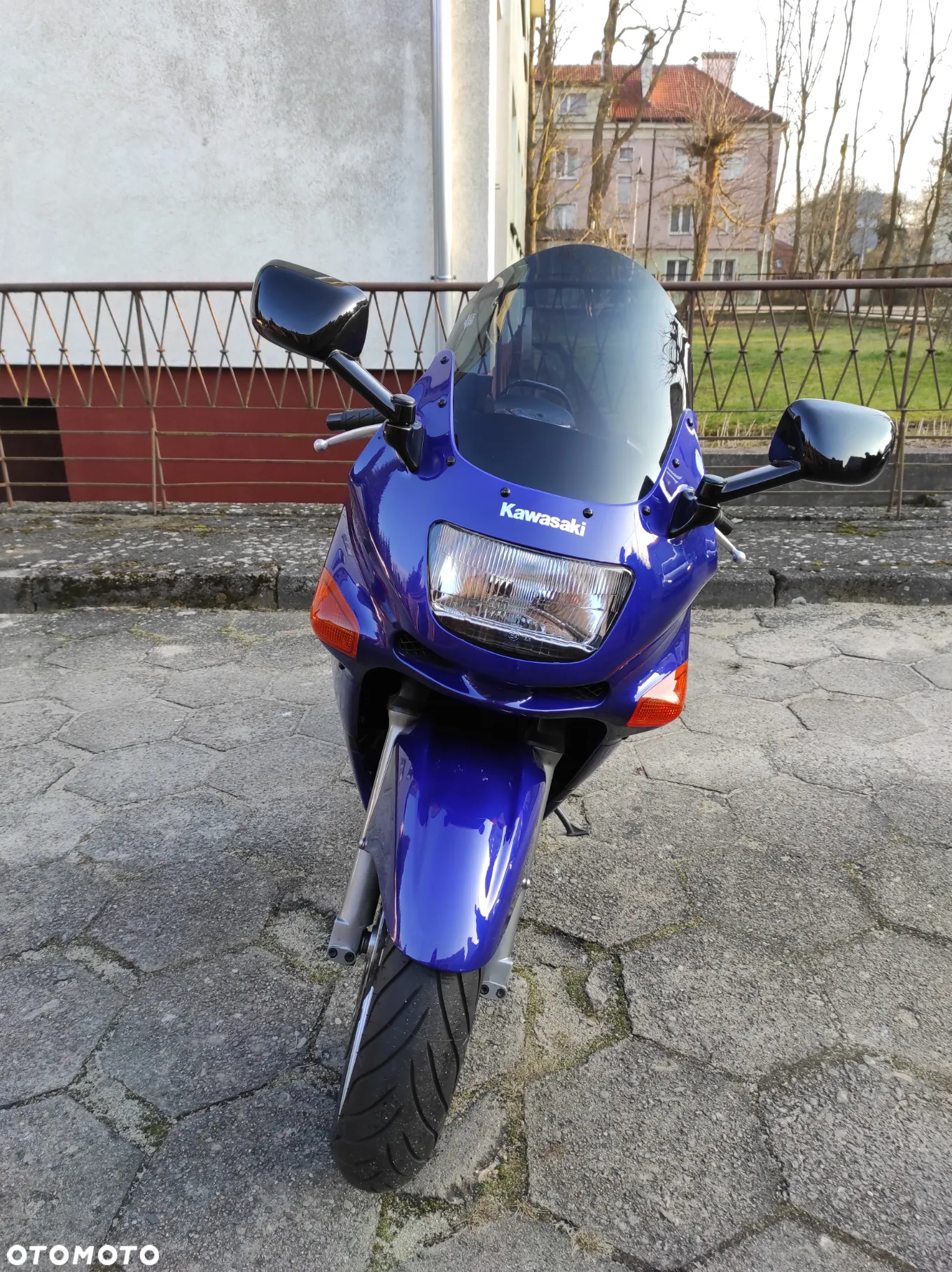 Kawasaki ZZR - 8