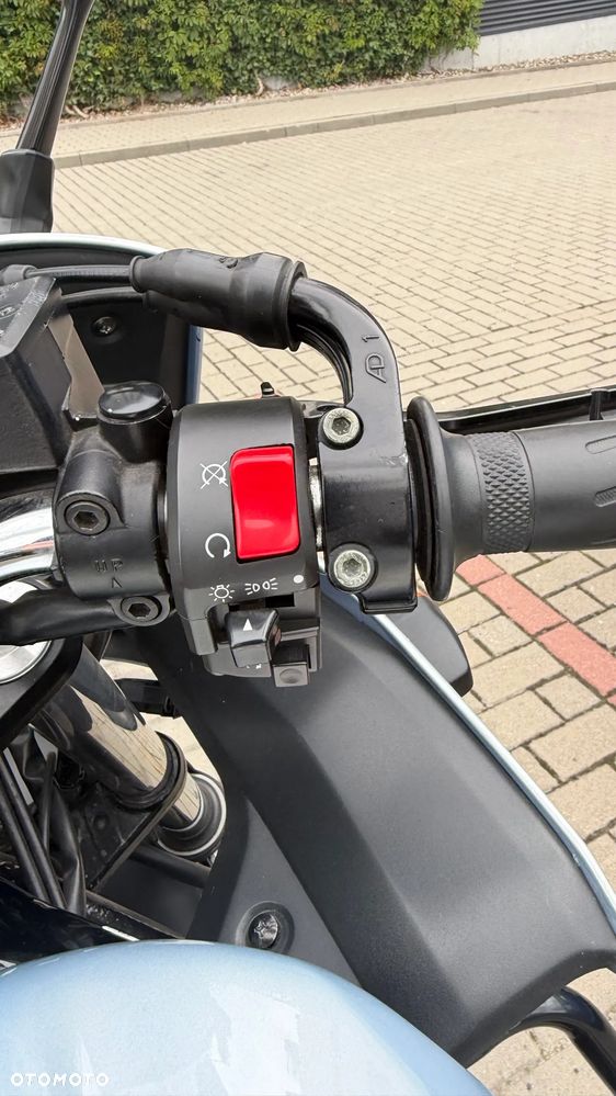 Yamaha FZS - 24