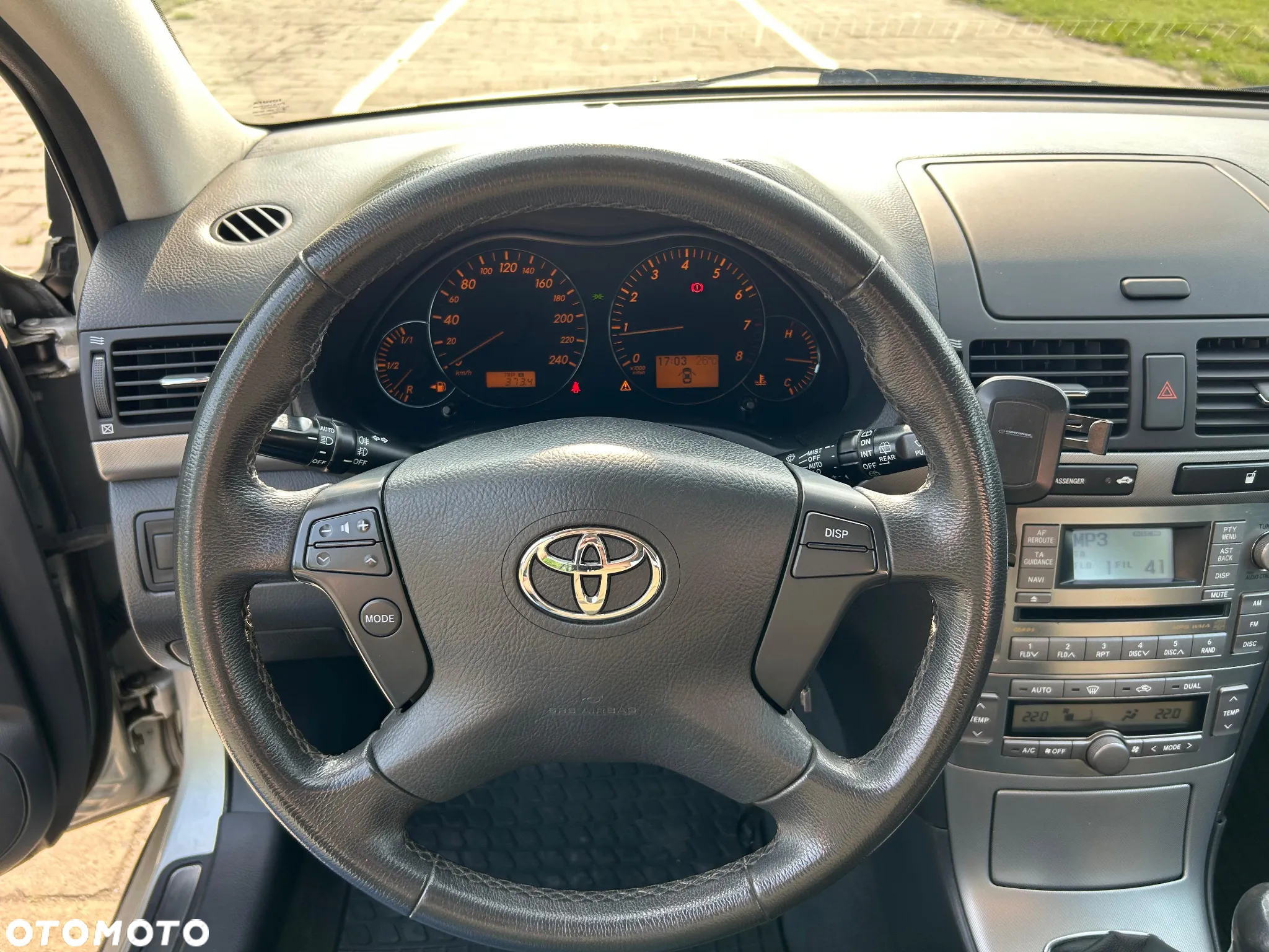 Toyota Avensis 1.8 VVT-i Sol - 13