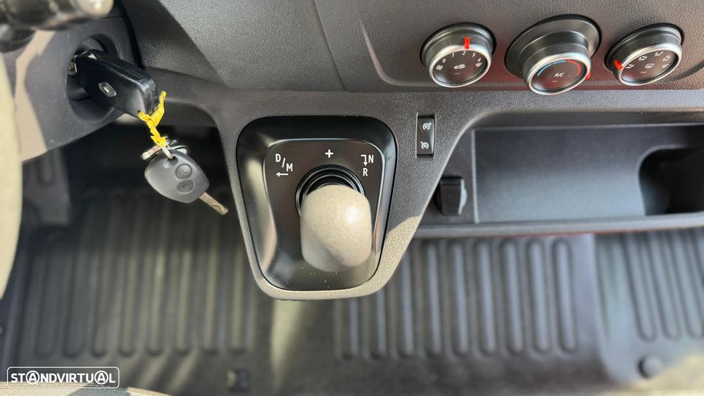 Renault Master 2.3 dCi L2 H2 Cx Automática - 18
