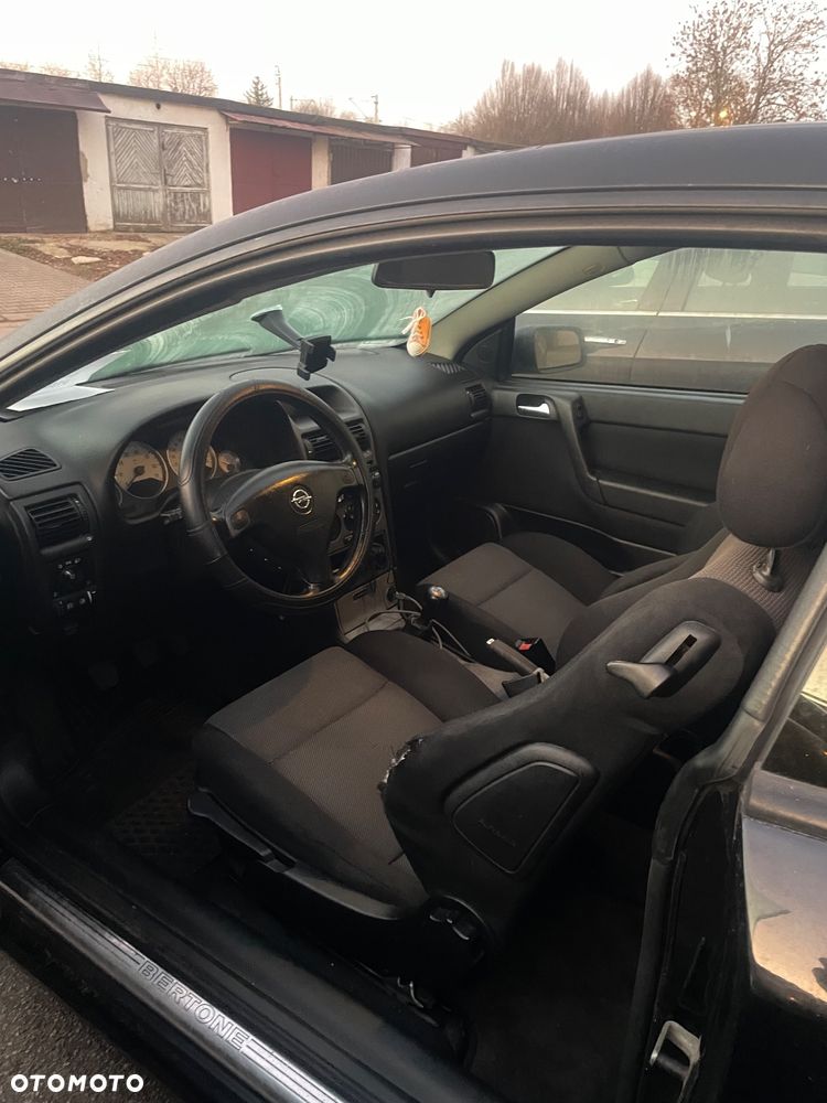 Opel Astra - 11