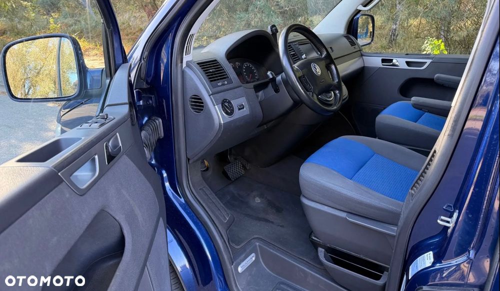 Volkswagen Multivan - 6