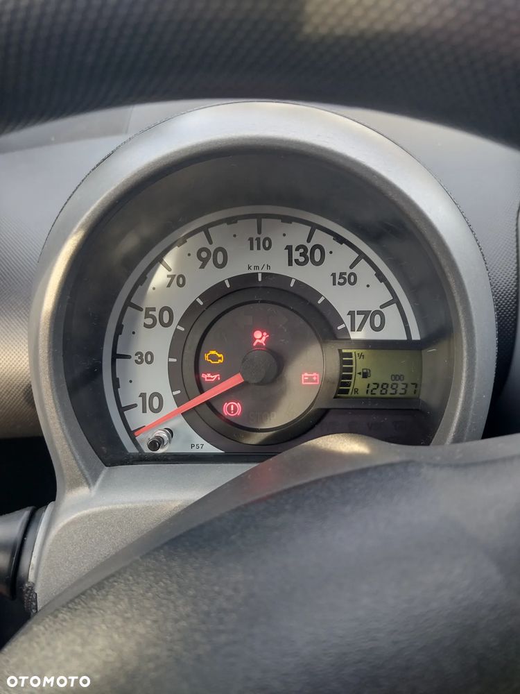 Toyota Aygo - 10
