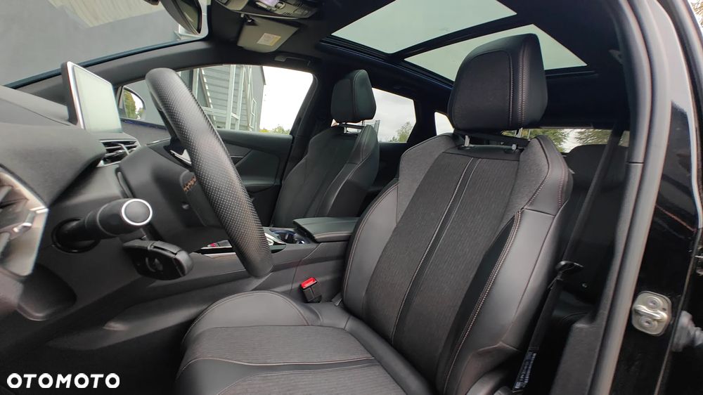 Peugeot 3008 1.5 BlueHDi GT S&S - 32