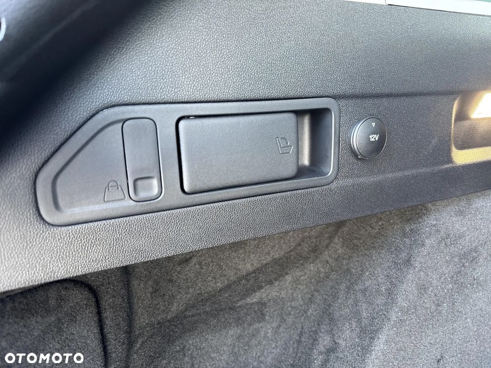 Ford Focus 1.0 EcoBoost Titanium Design - 20