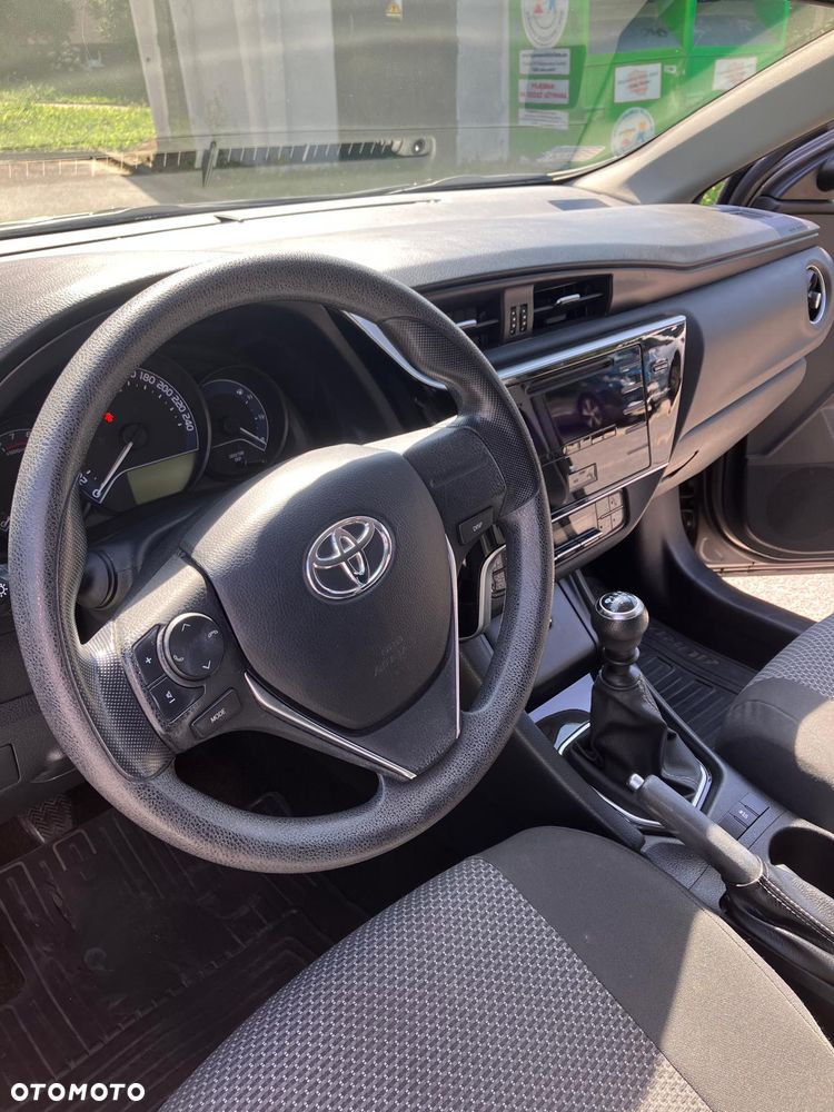 Toyota Auris 1.33 VVT-i Active - 6