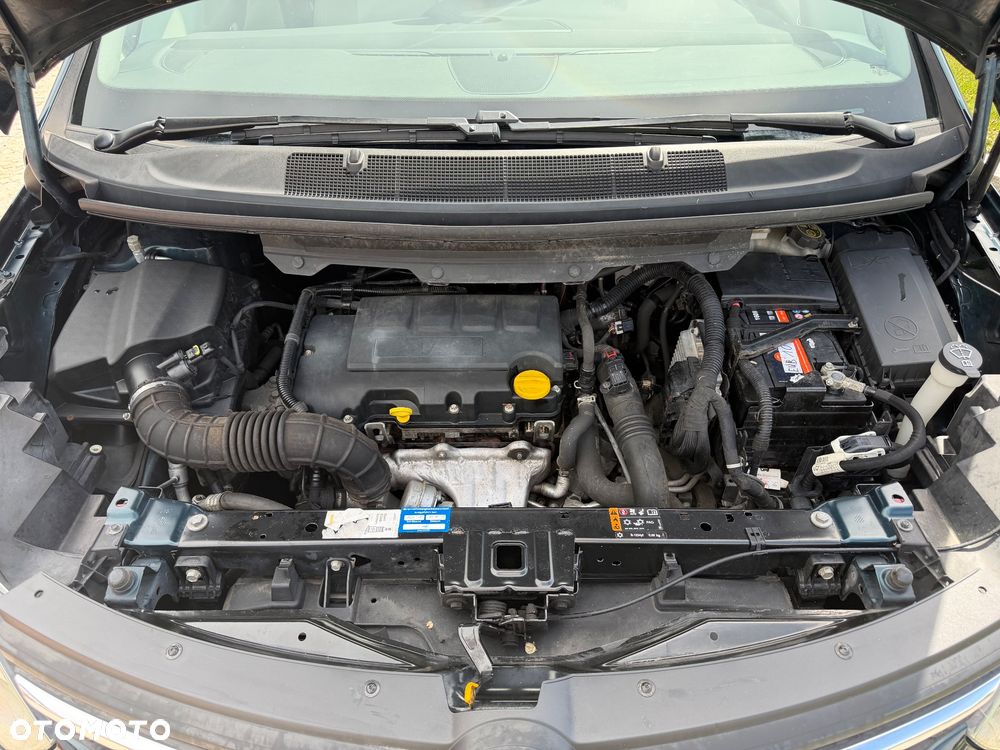 Opel Zafira 1.4 T Cosmo - 16