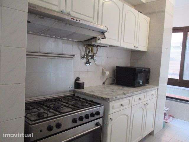 Quarto para menina estudante na Rua Padre Manuel da Nóbrega - Grande imagem: 5/21