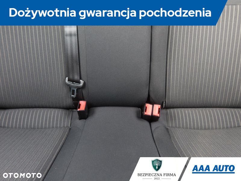 Volkswagen Polo - 12