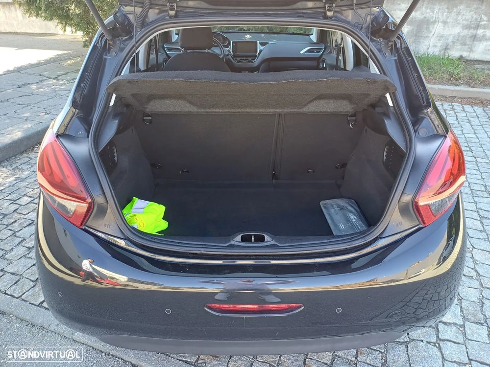 Peugeot 208 1.6 BlueHDi Style - 8