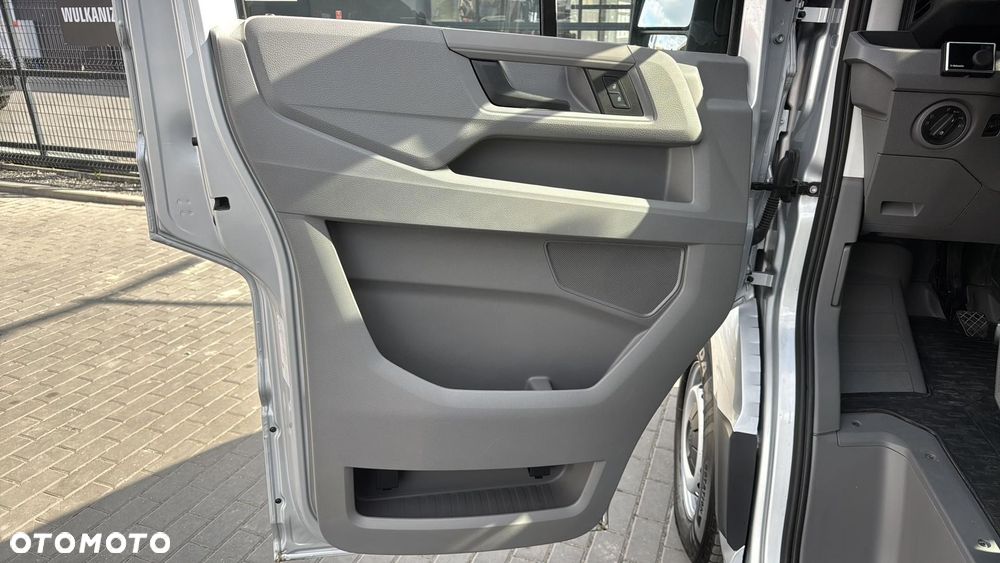 Volkswagen Crafter - 11