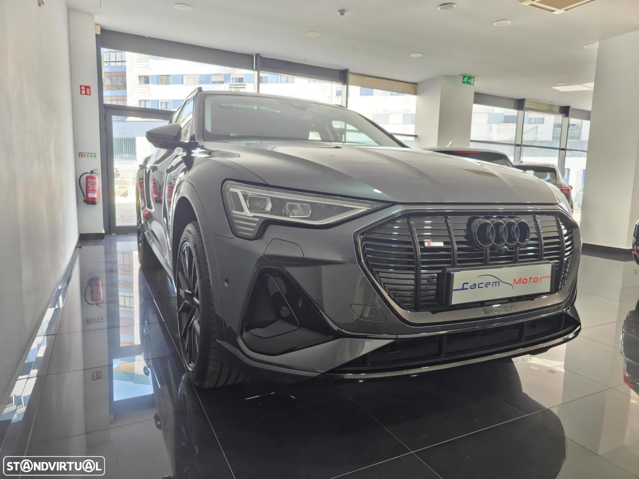 Audi e-tron 50 quattro S line - 5