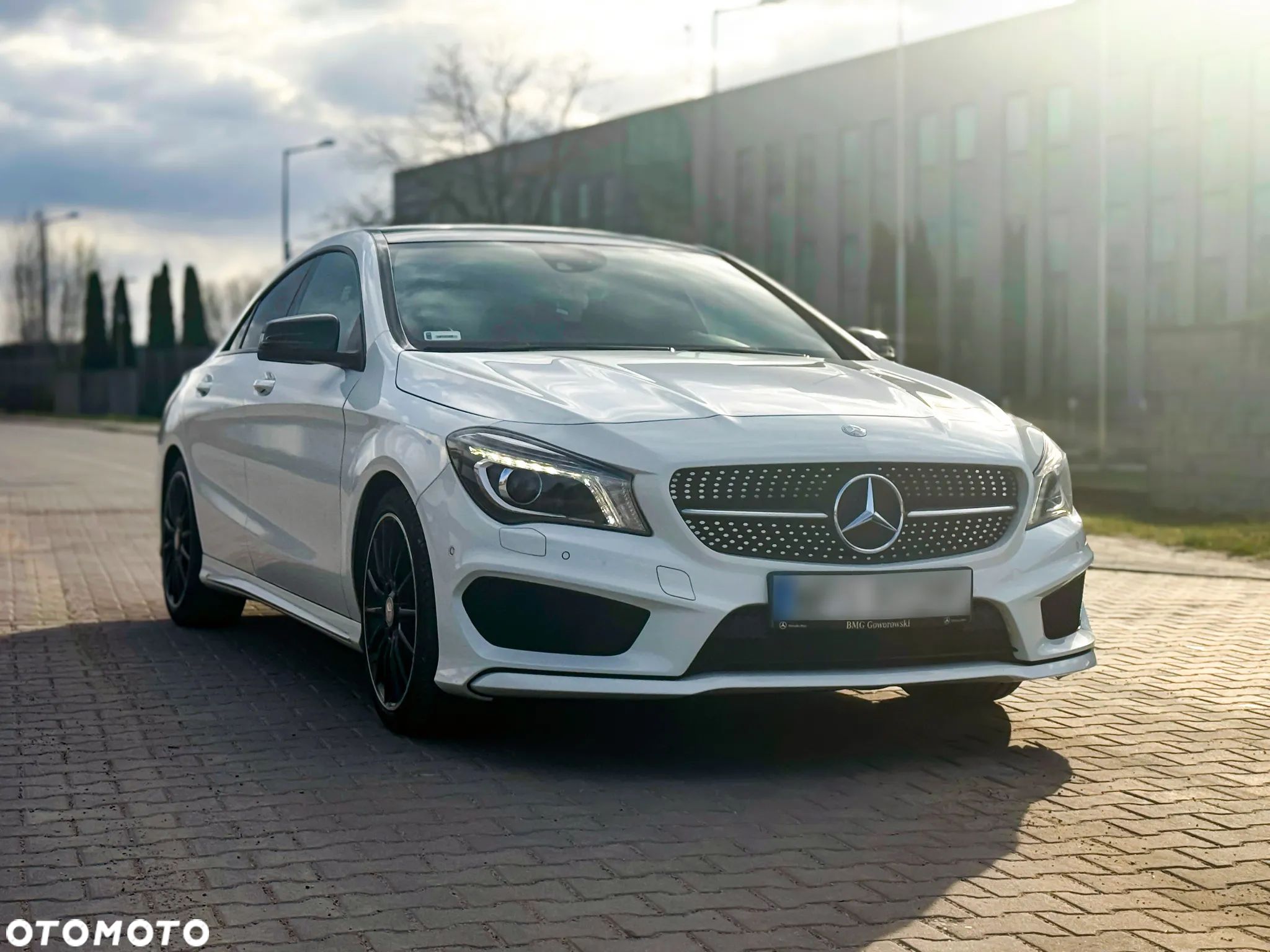 Mercedes-Benz CLA - 1