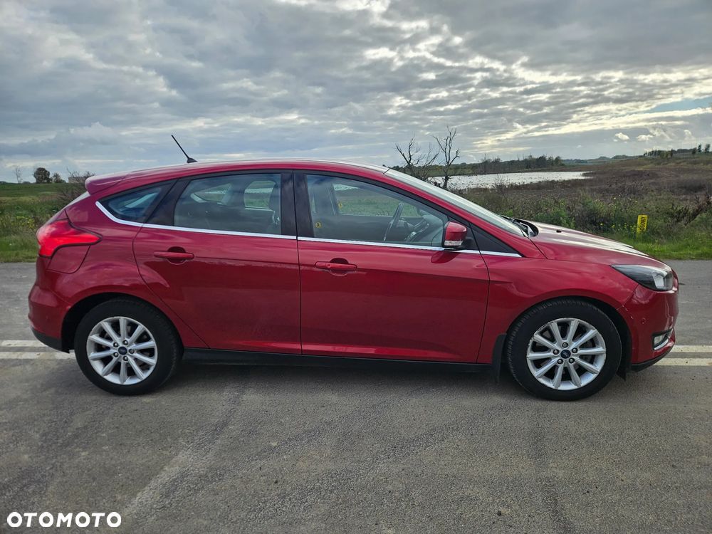 Ford Focus 1.5 EcoBoost Titanium ASS - 7
