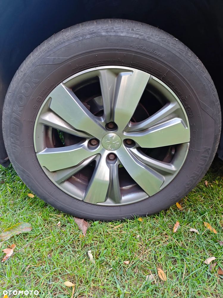 Peugeot 2008 1.2 VTi Allure - 7