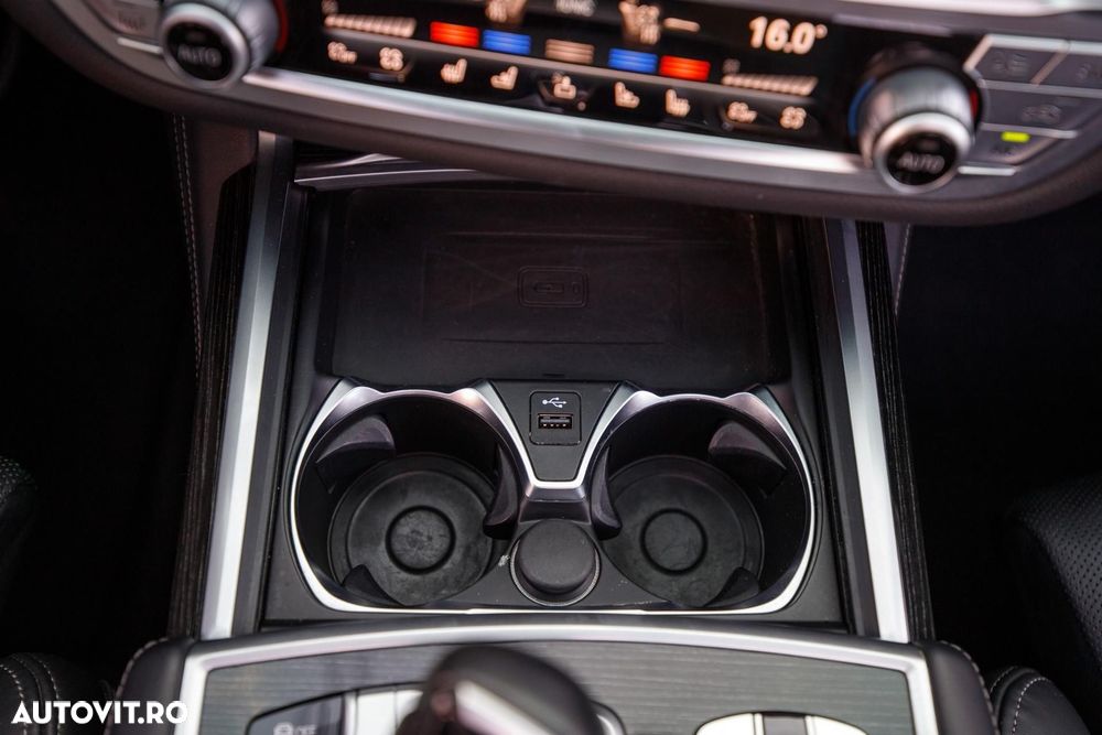 BMW Seria 7 - 30
