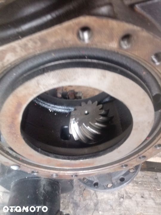 Dyferencjał Dana Spicer 357-211-236-882 13/32 Clark Hurth Wkład Koło talerzowe Wałek ataku Przekładnia zębata Mechanizm różnicowy Dyfer Atak Satelity Oś Most napędowy Manitou New Holland Claas Dieci Matbro - 11