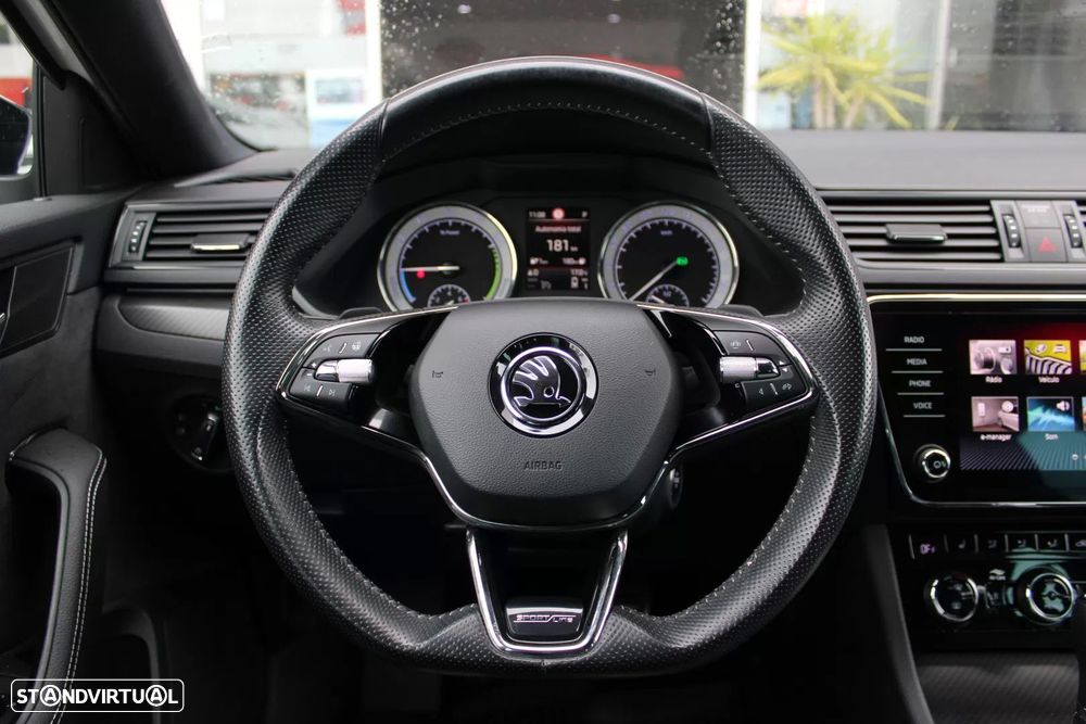 Skoda Superb 1.4 TSI iV Sportline DSG - 24