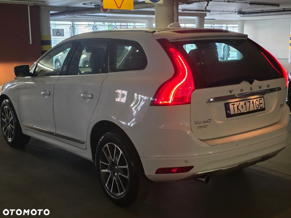 Volvo XC 60 D4 Geartronic Summum - 36