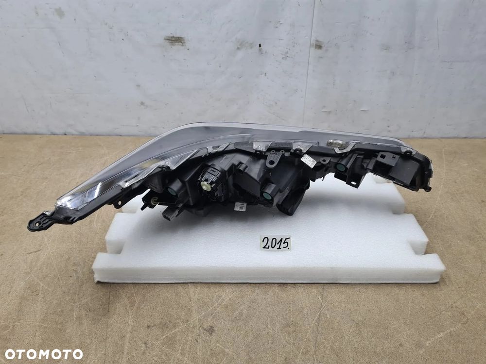 Toyota Corolla E21 kombi/HB 81150-02S60 lampa lewy lewa przednia przód - 4