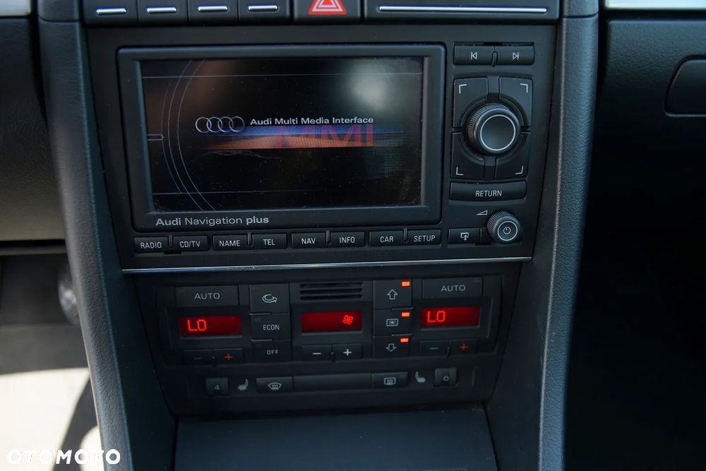 Audi A4 Avant 2.0 TDI DPF - 26