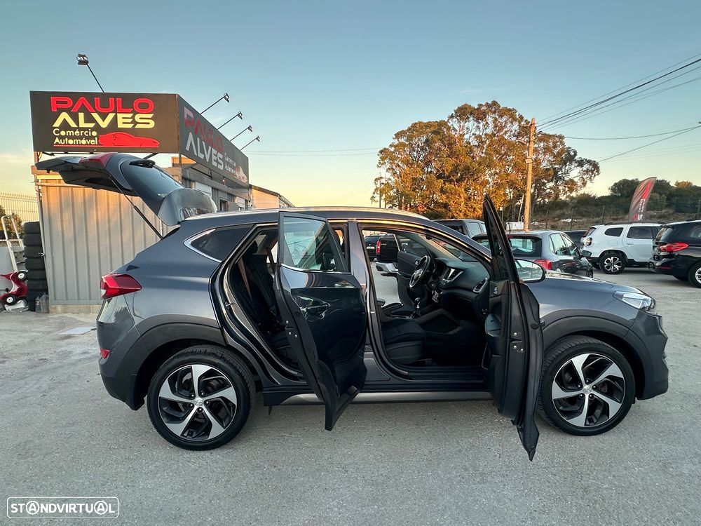 Hyundai Tucson 1.7 CRDi Executive - 24