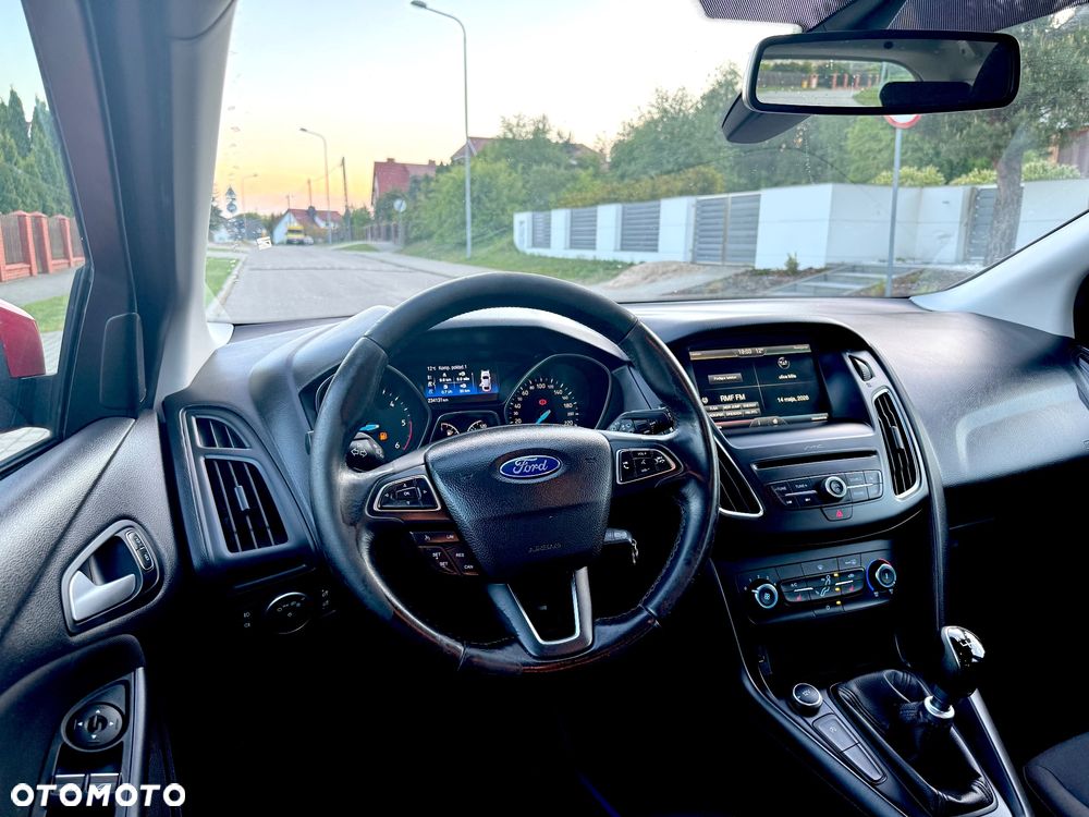 Ford Focus - 16