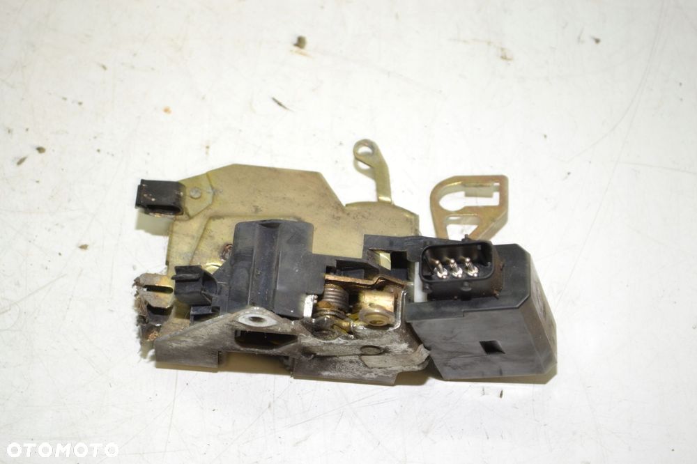 BMW Z3 E36 ZAMEK DRZWI PRAWY PRZÓD PRZEDNI SIŁOWNIK 8353012 - 2