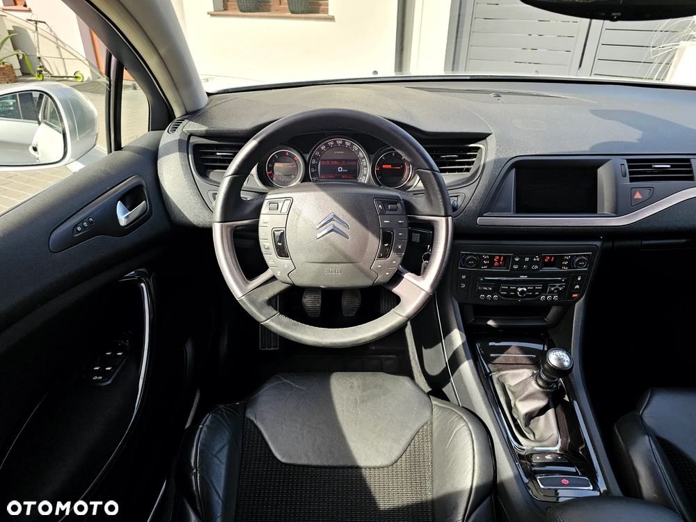 Citroën C5 Tourer HDi 135 FAP Exclusive - 30