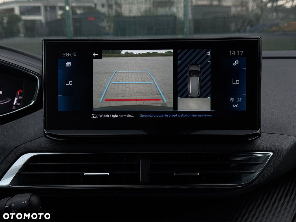 Peugeot 5008 PureTech 130 EAT8 Stop & Start Roadtrip - 32