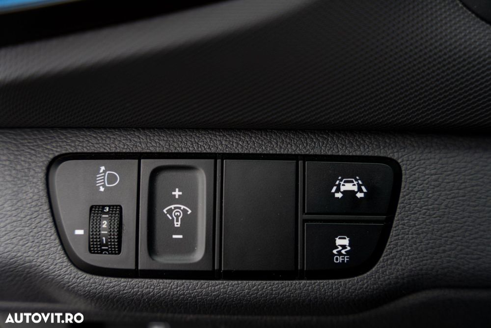 Hyundai IONIQ 141CP Exclusive - 21