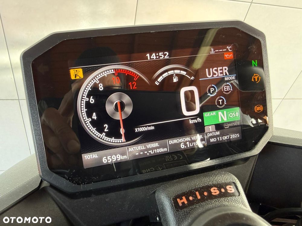 Honda Hornet - 32