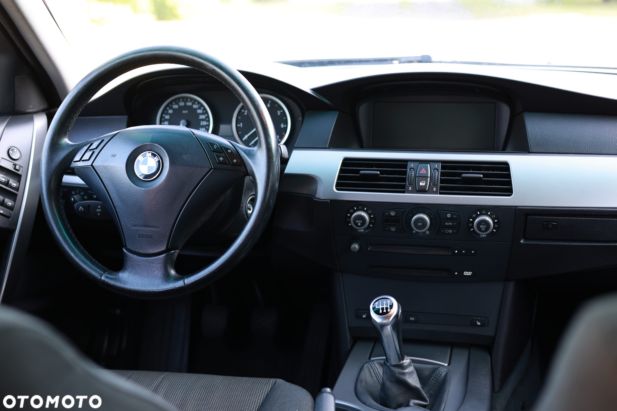 BMW Seria 5 525i - 8