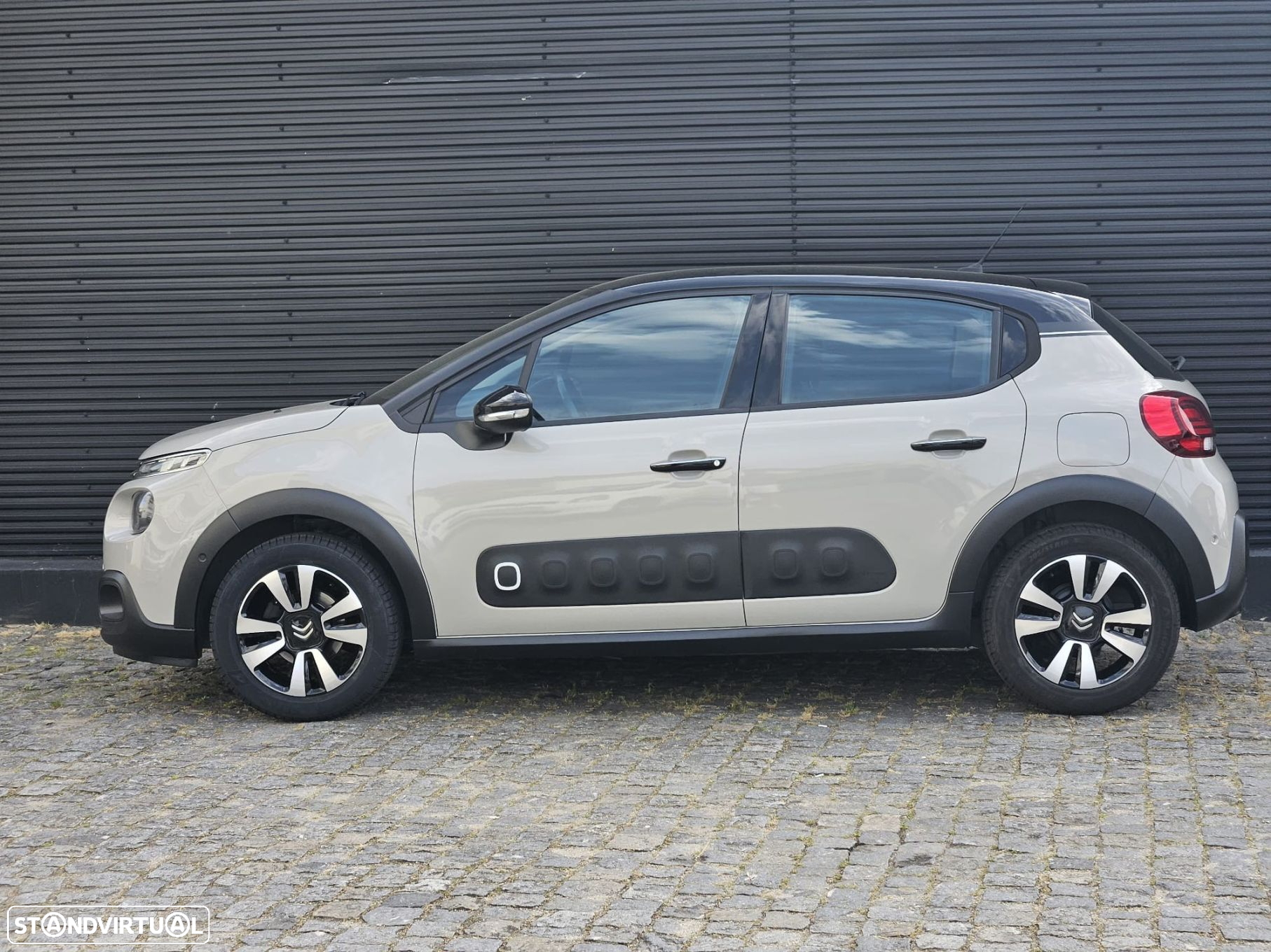 Citroën C3 1.2 PureTech Feel Pack - 2