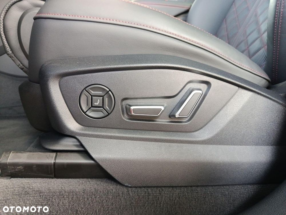 Audi SQ8 - 34