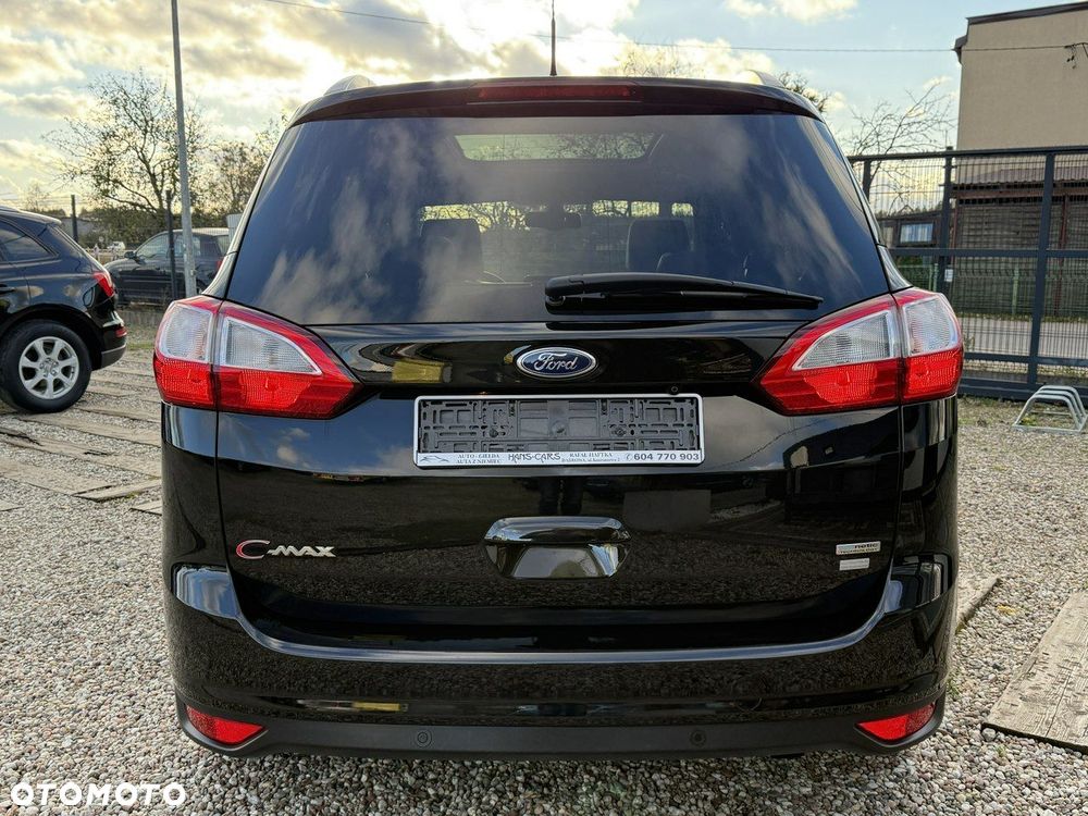 Ford Grand C-MAX - 17