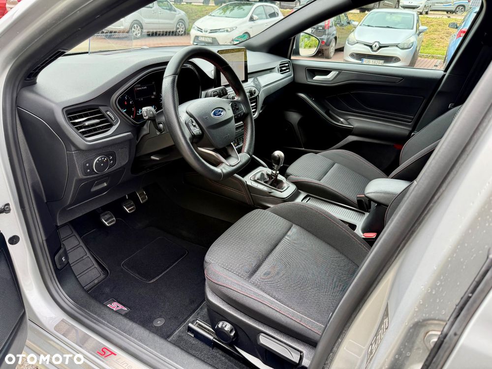 Ford Focus 1.5 EcoBoost STart-Stopp-System ST-LINE - 10