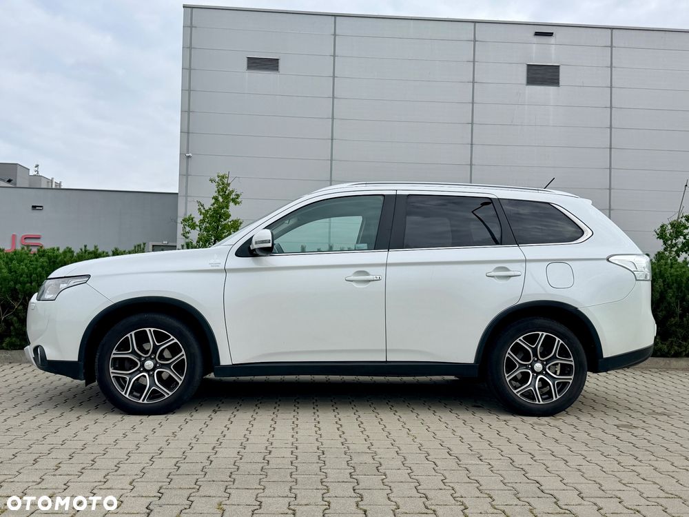 Mitsubishi Outlander 2.2 DID Instyle Navi 4WD - 6