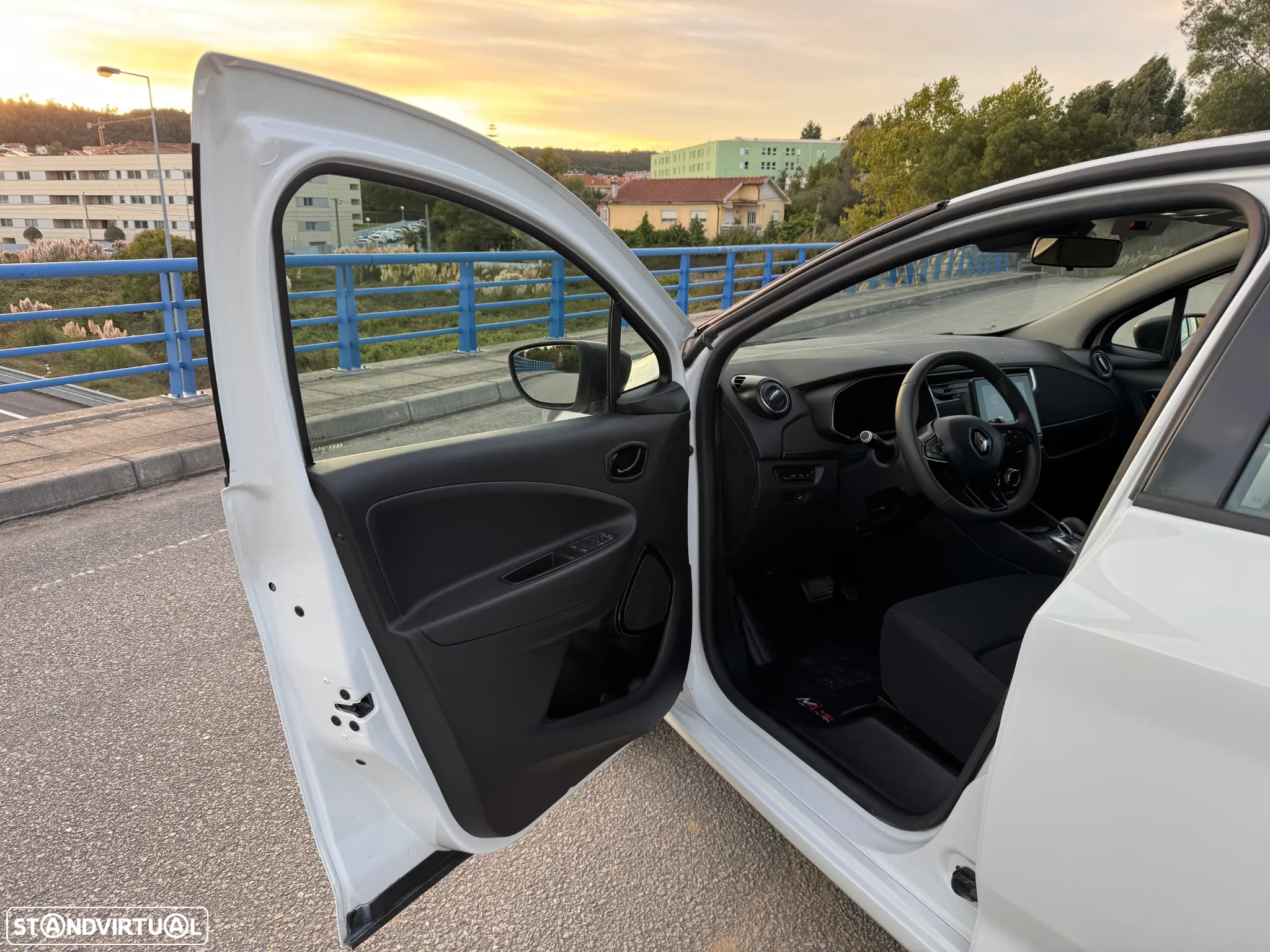 Renault Zoe (c/ Bateria) Zen 50 - 9