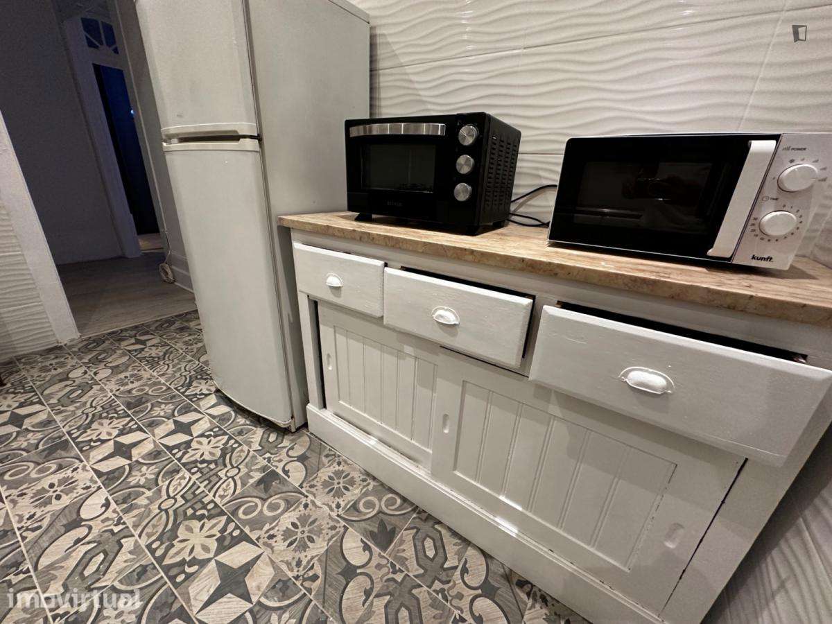 Quarto - localizado em Montes Claros Coimbra - Grande imagem: 4/19