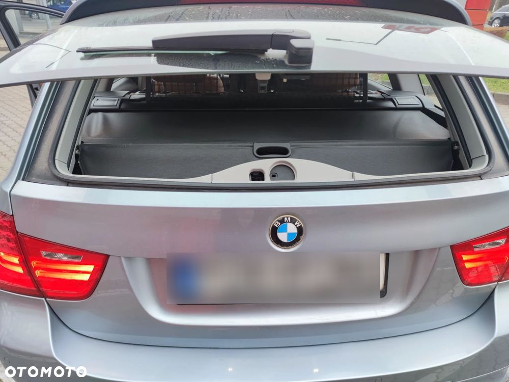 BMW Seria 3 320d - 11