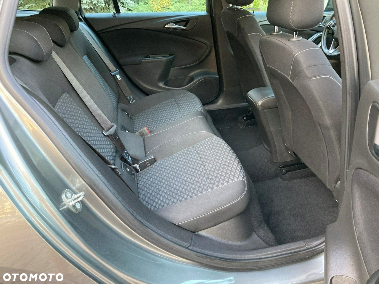 Opel Astra - 14