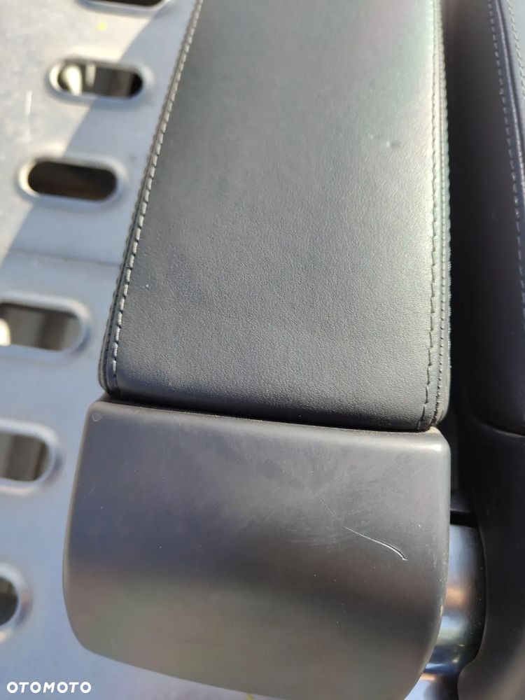 AUDI A8 D3 PODŁOKIETNIK Czarna Skóra Jak Nowa podwójny Idealny Stan - 8