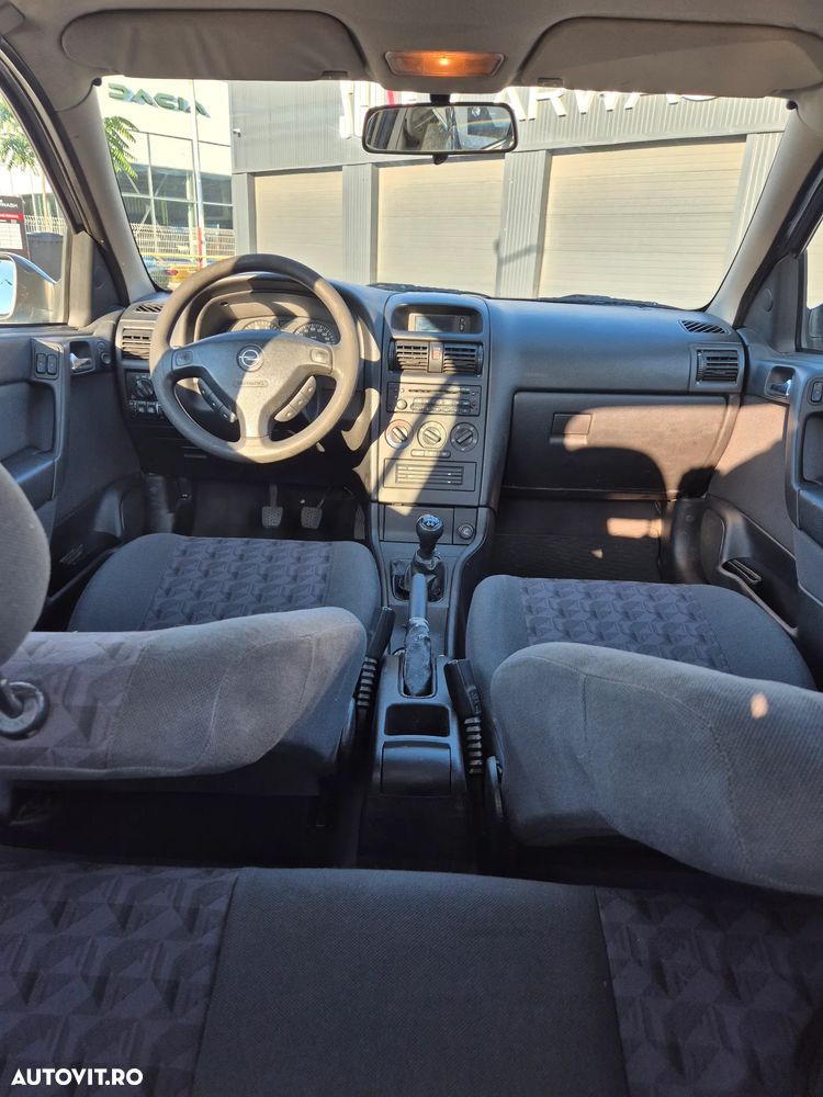 Opel Astra 1.6 - 4